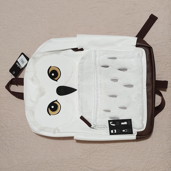Bioworld Handbags - Bioworld Harry Potter Hedwig Owl Backpack